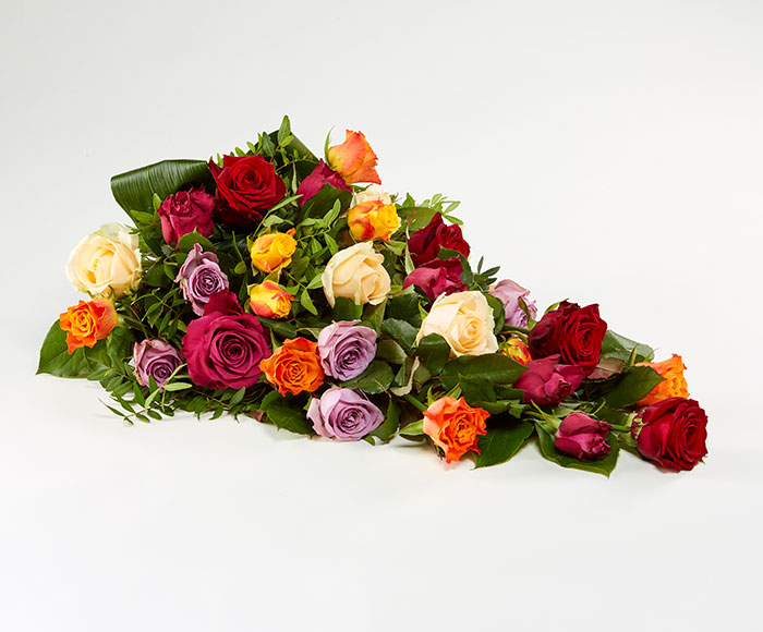 Bårebuket, blandede roser - Blomster til begravelse