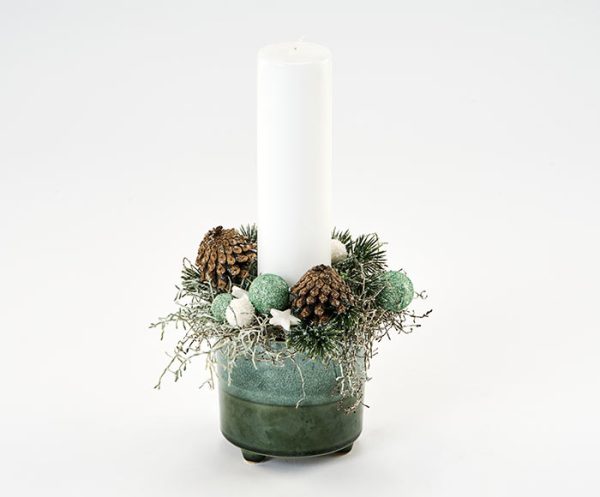 Moderne juledekoration med bloklys