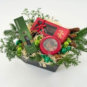 Julekurv med lækre specialiteter