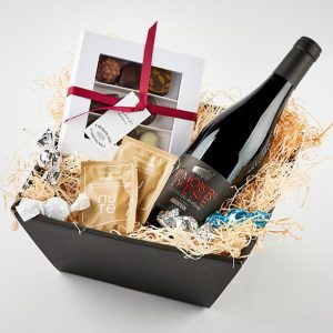Nytårsgavekurv med rødvin