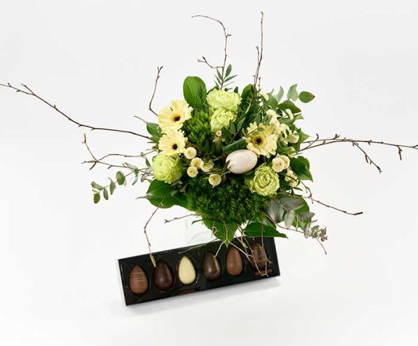Påskebuket, floristens valg med påskeæg