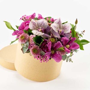 Kærlig blomsteræske med orkidé