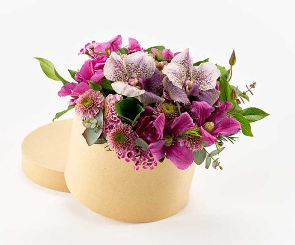 Kærlig blomsteræske med orkidé