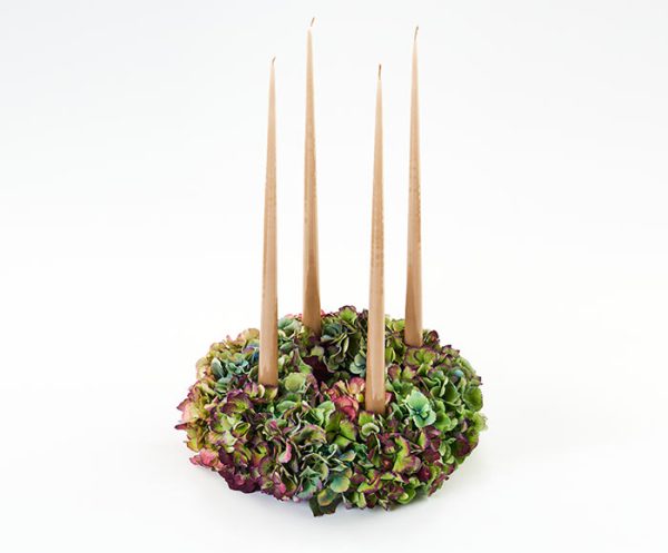Hortensia adventskrans med stagelys