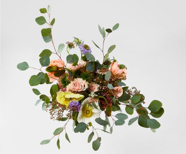 Boheme brudebuket med årstidens blomster