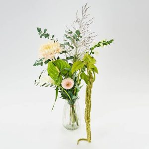 Kreativ buket, årstidens blomster