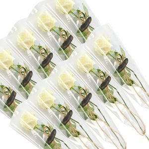 10 elegante hvide roser, gavepakket