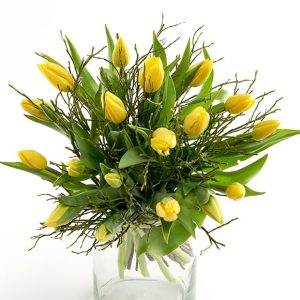 Frisk buket gule tulipaner
