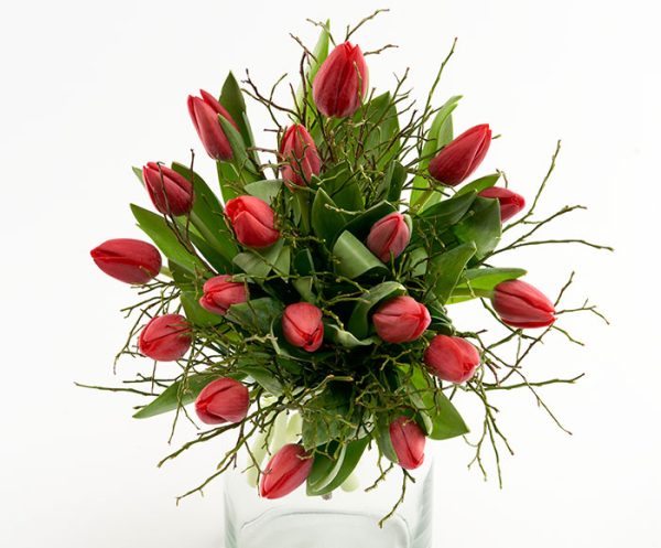 Ensfarvede tulipaner, floristens valg